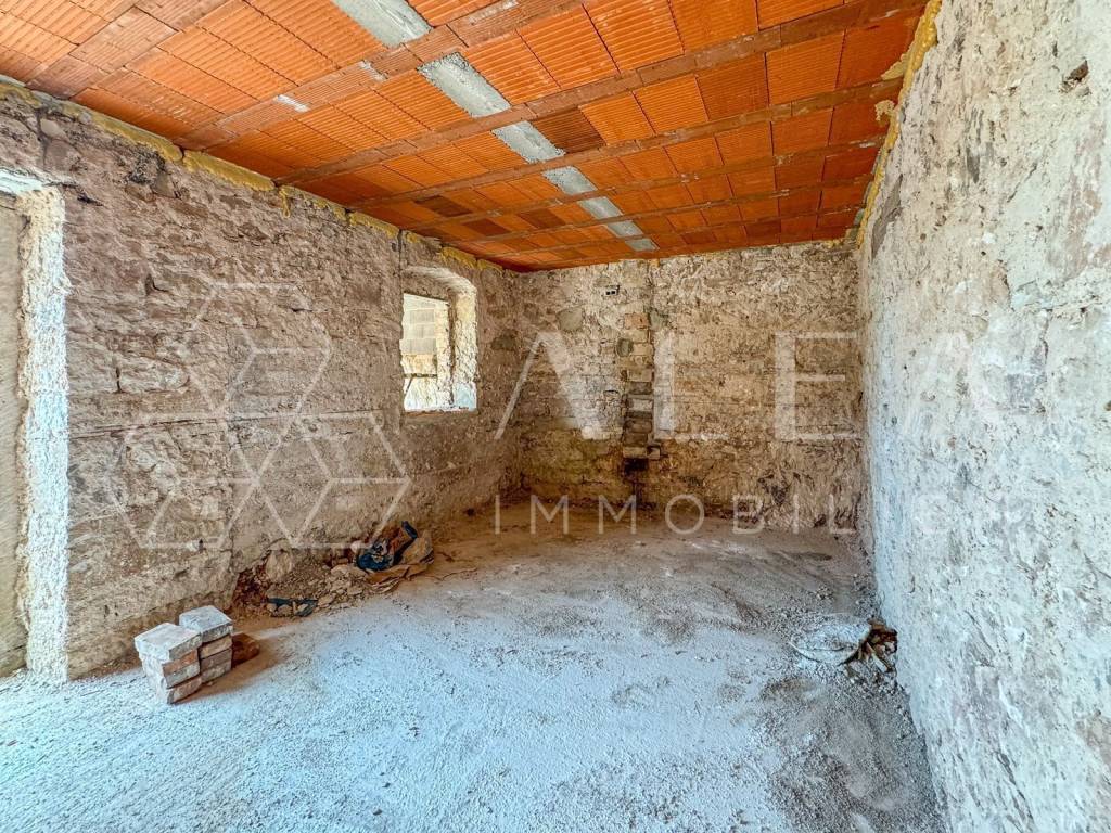Kamena kuća, Prodaja, Žminj, Žminj
