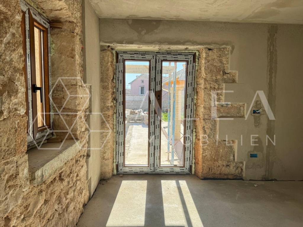 Kamena kuća, Prodaja, Žminj, Žminj
