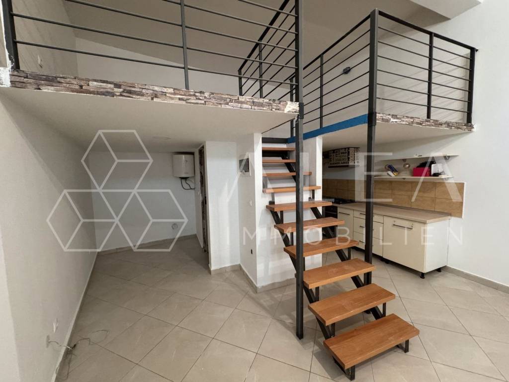 Stan u zgradi, Prodaja, Labin, Labin