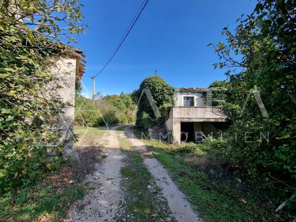 Kamena kuća, Prodaja, Pićan, Sveta Katarina