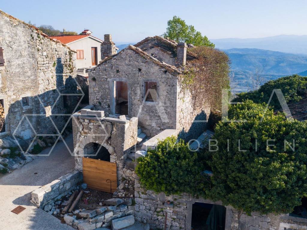 Kamena kuća, Prodaja, Pićan, Pićan
