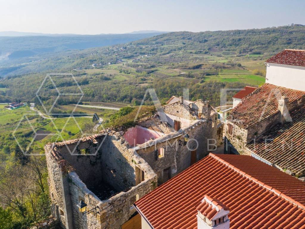 Kamena kuća, Prodaja, Pićan, Pićan