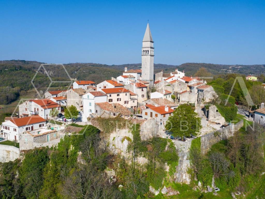 Kamena kuća, Prodaja, Pićan, Pićan