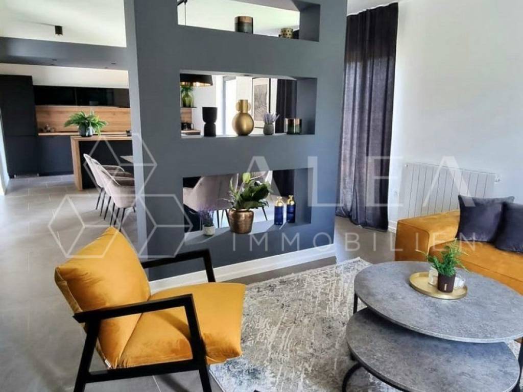 Vila, Prodaja, Labin, Labin
