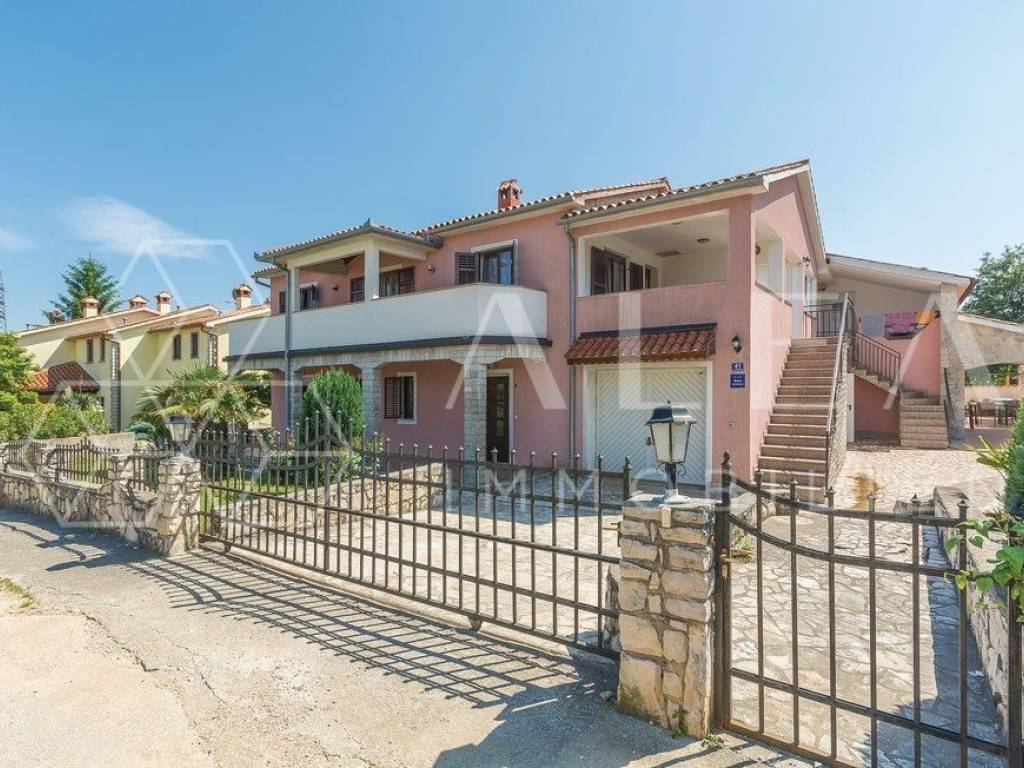 Apartmanska kuća, Prodaja, Labin, Labin