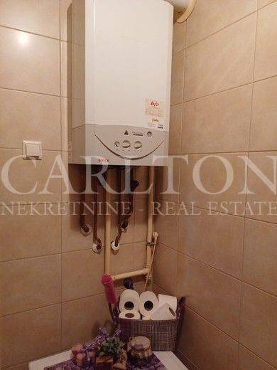 Stan u zgradi, Najam, Zagreb, Peščenica - Žitnjak