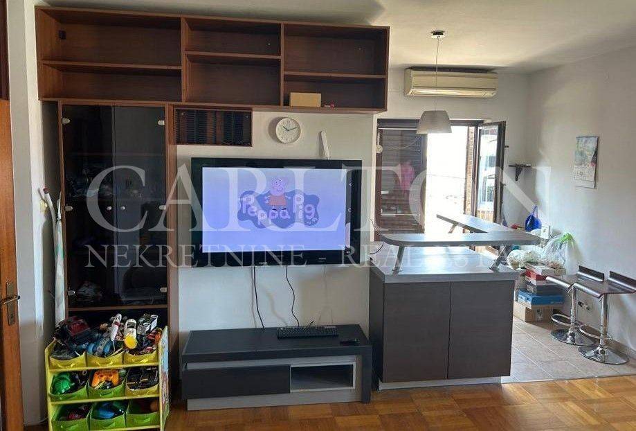 Stan u zgradi, Najam, Zagreb, Gornji Grad - Medveščak