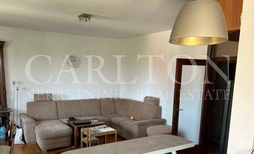 Stan u zgradi, Najam, Zagreb, Gornji Grad - Medveščak