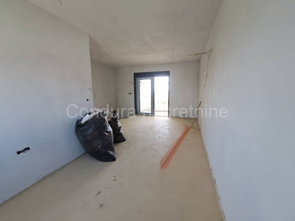 Kuća u nizu, Prodaja, Vrsi, Zukve