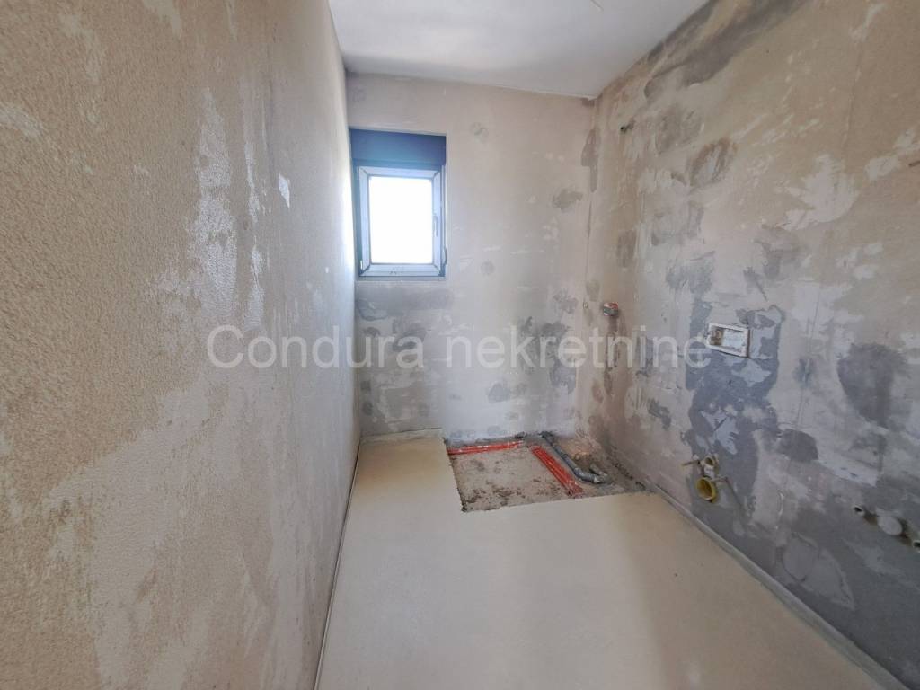 Kuća u nizu, Prodaja, Vrsi, Zukve