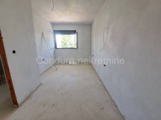 Kuća u nizu, Prodaja, Vrsi, Zukve
