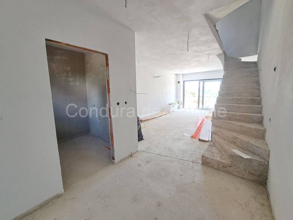 Kuća u nizu, Prodaja, Vrsi, Zukve