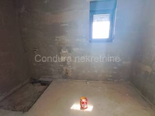 Kuća u nizu, Prodaja, Vrsi, Zukve