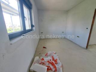 Kuća u nizu, Prodaja, Vrsi, Zukve