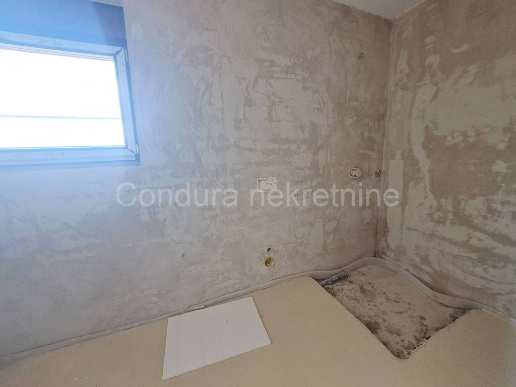 Kuća u nizu, Prodaja, Vrsi, Zukve