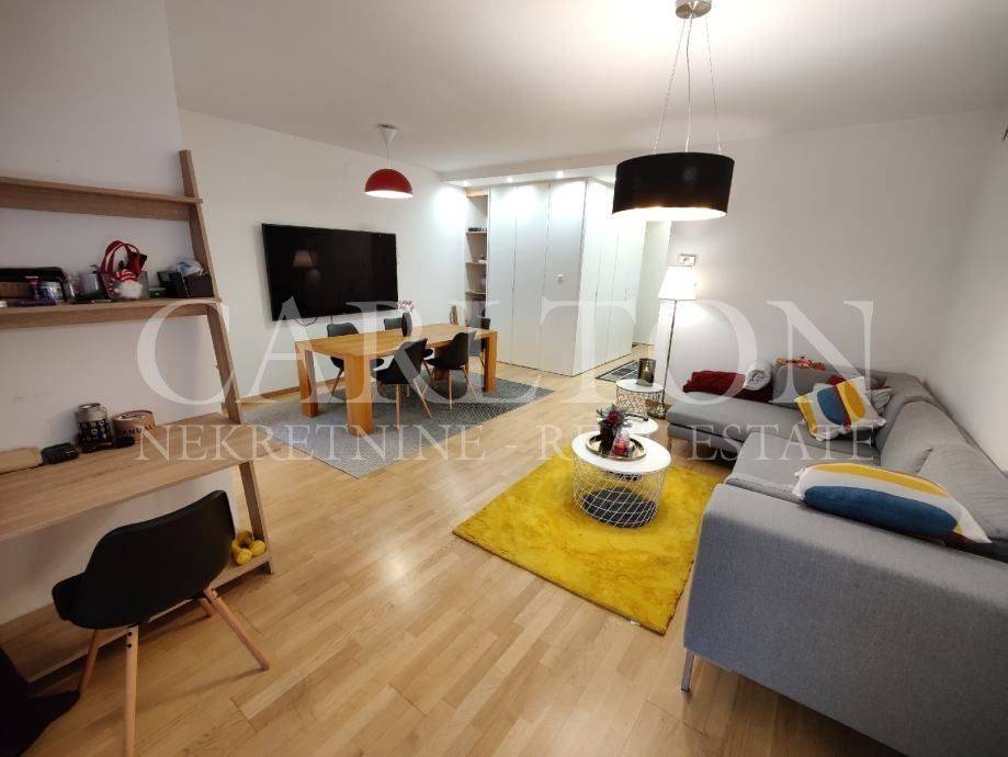 Stan u zgradi, Najam, Zagreb, Donji Grad