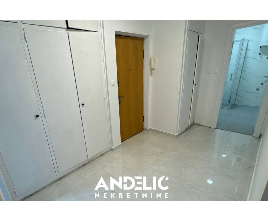 Stan u zgradi, Prodaja, Split, Split