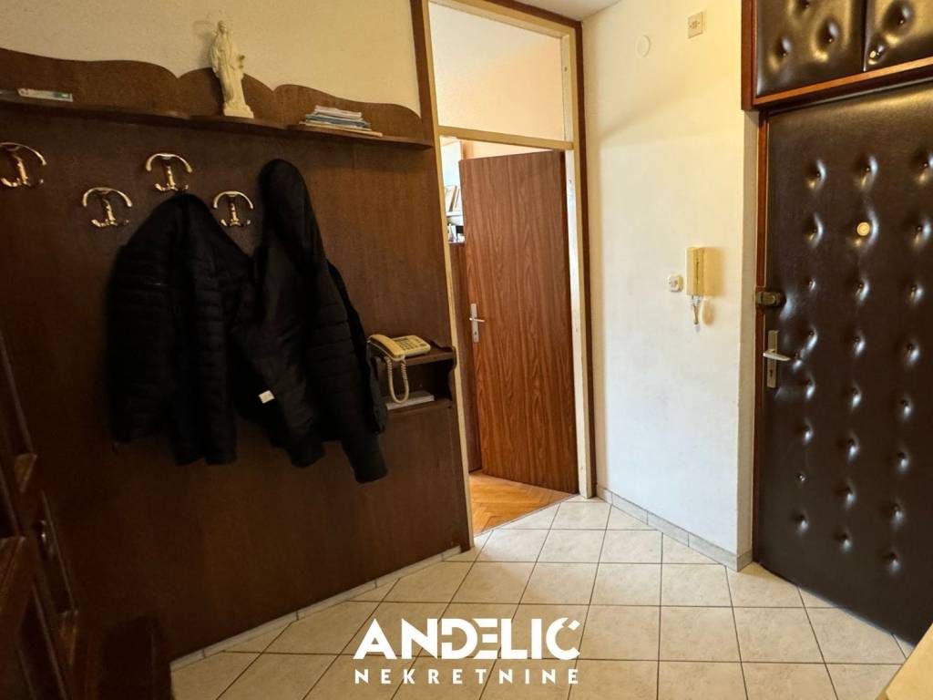 Stan u zgradi, Prodaja, Split, Split