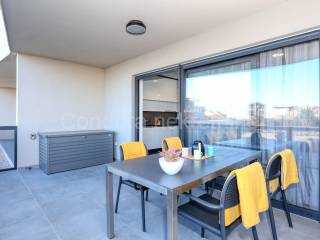 Apartman na moru, Prodaja, Nin, Nin