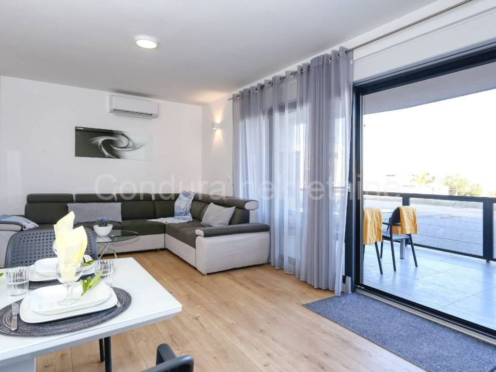 Apartman na moru, Prodaja, Nin, Nin