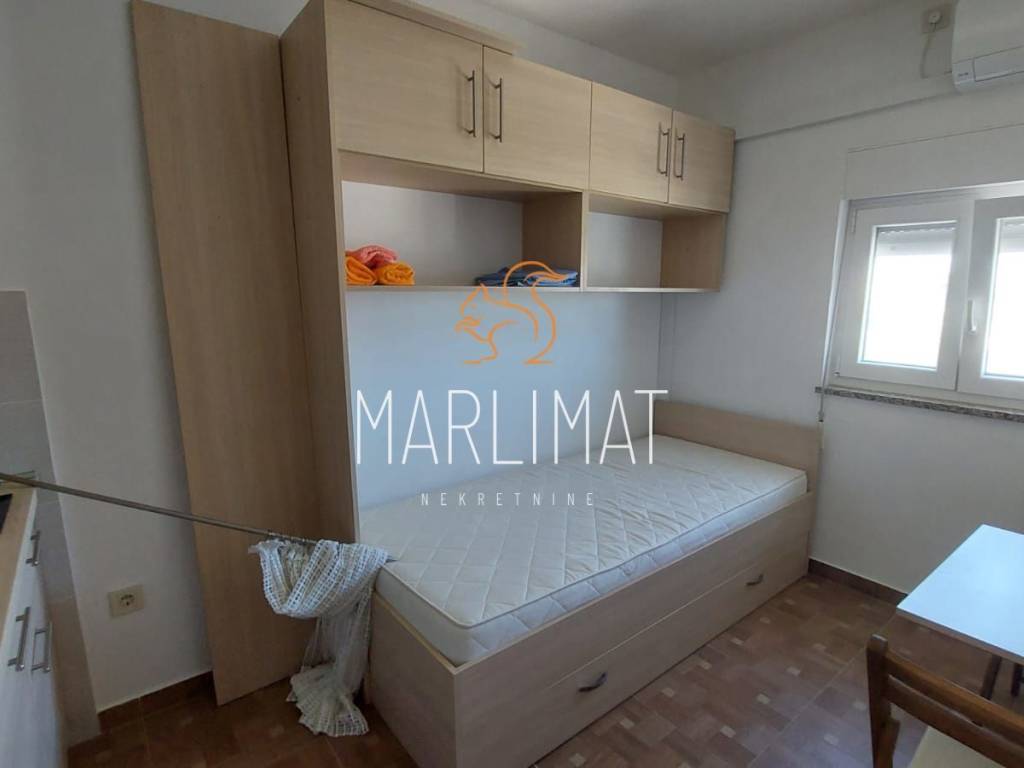 Obiteljska kuća, Najam, Povljana, Povljana