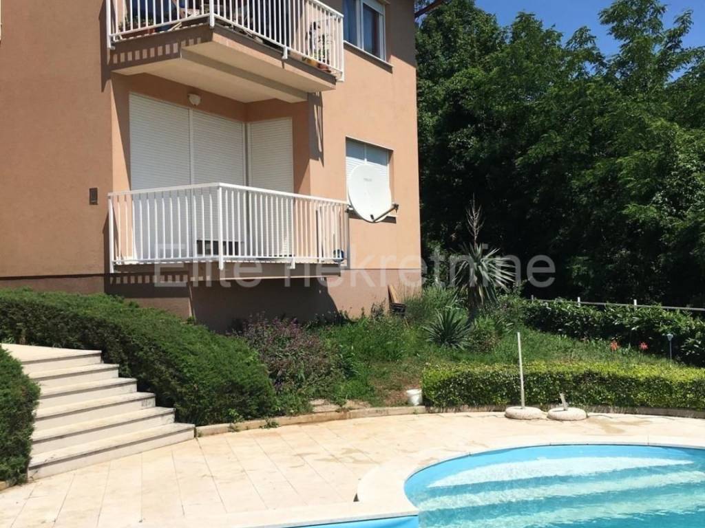 Stan u zgradi, Prodaja, Opatija - Okolica, Ičići