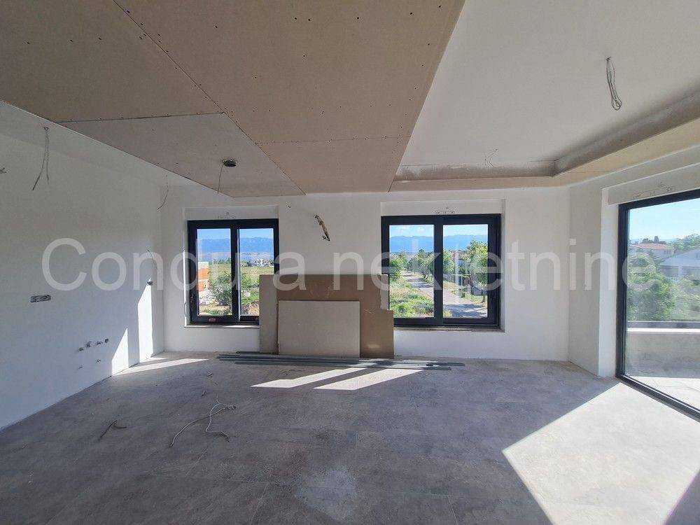 Apartman na moru, Prodaja, Privlaka, Privlaka