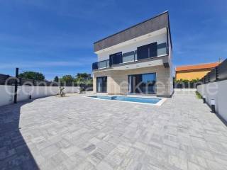 Vila, Prodaja, Vir, Vir