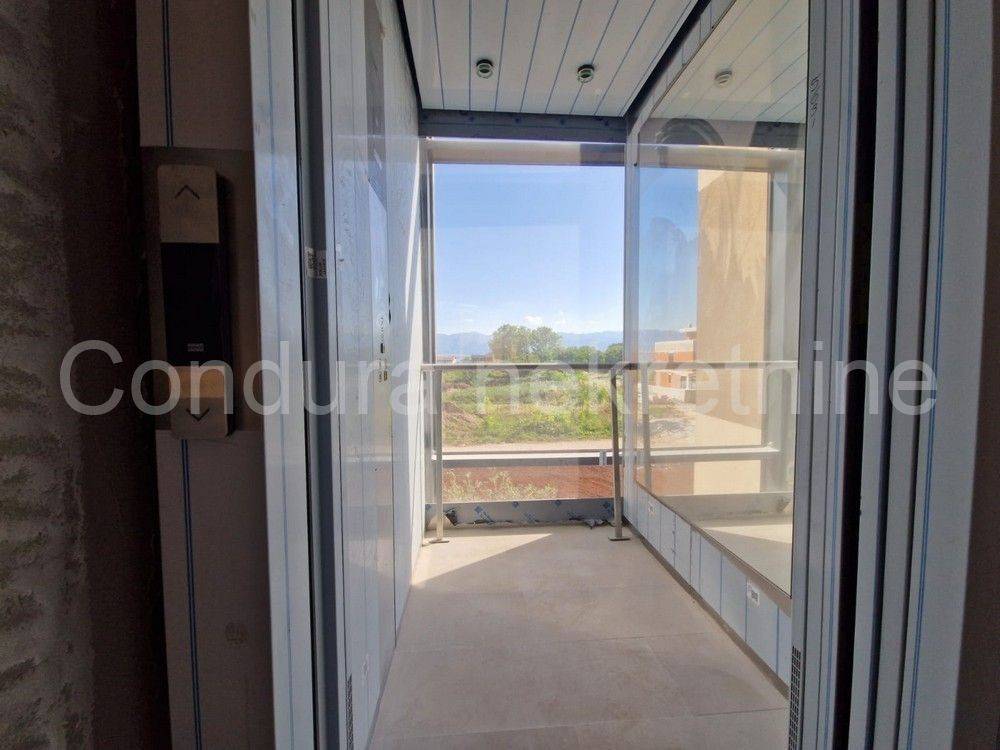 Apartman na moru, Prodaja, Privlaka, Privlaka