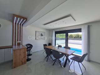 Vila, Prodaja, Vir, Vir