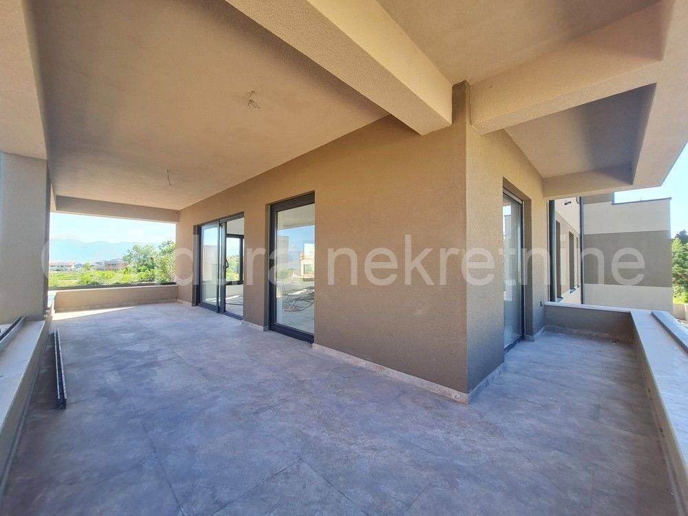 Apartman na moru, Prodaja, Privlaka, Privlaka