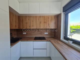 Vila, Prodaja, Vir, Vir