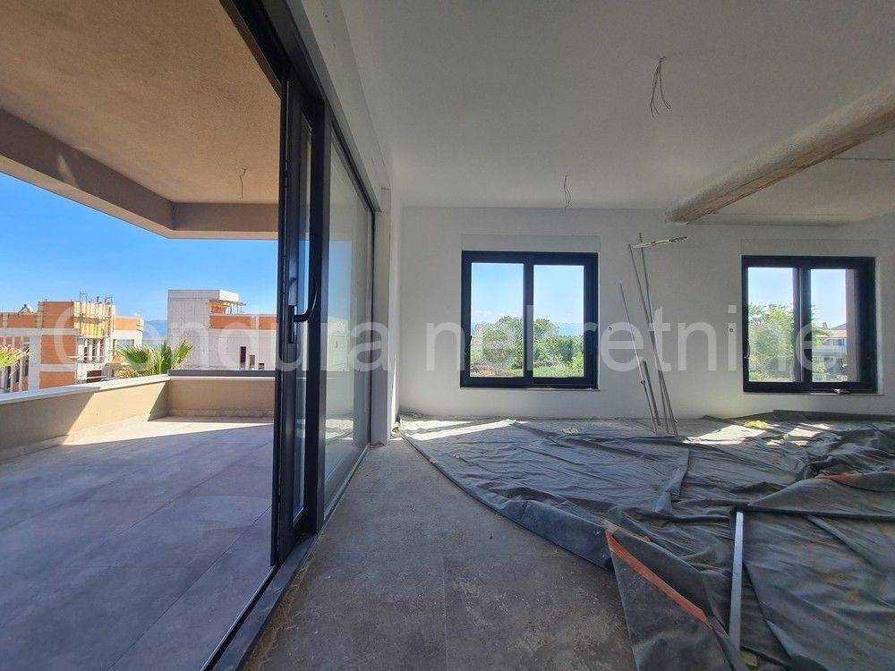Apartman na moru, Prodaja, Privlaka, Privlaka