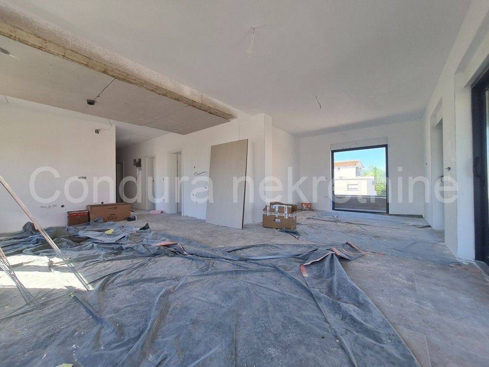 Apartman na moru, Prodaja, Privlaka, Privlaka