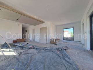 Apartman na moru, Prodaja, Privlaka, Privlaka