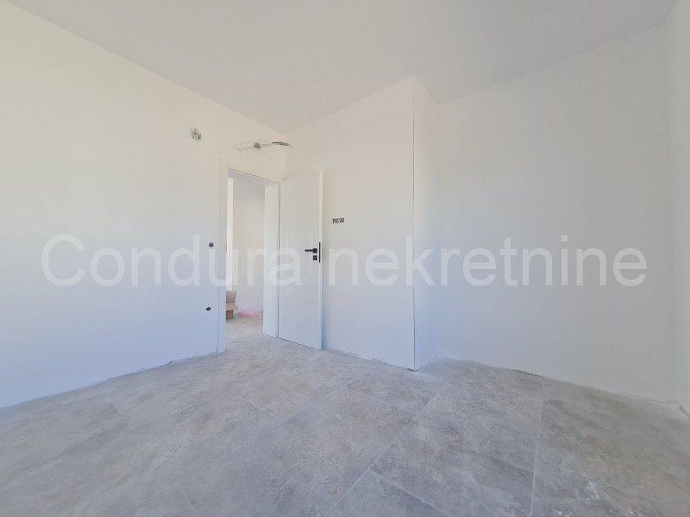 Apartman na moru, Prodaja, Privlaka, Privlaka