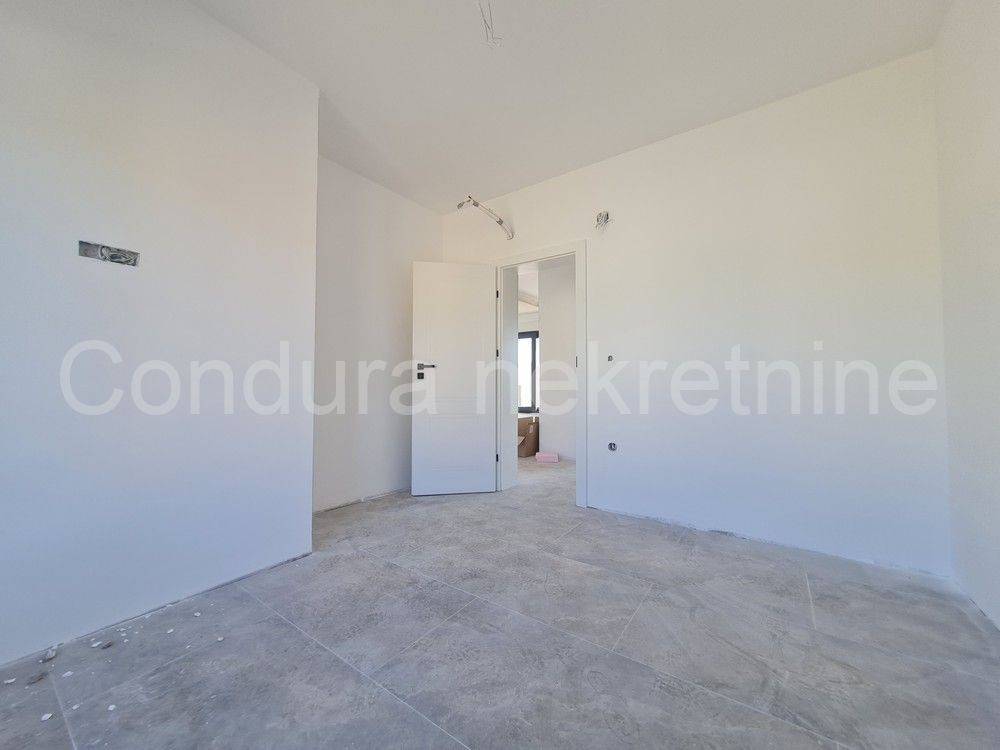 Apartman na moru, Prodaja, Privlaka, Privlaka