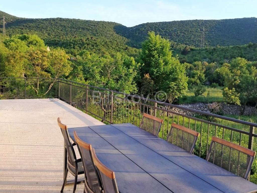 Samostojeća kuća, Prodaja, Lećevica, Lećevica