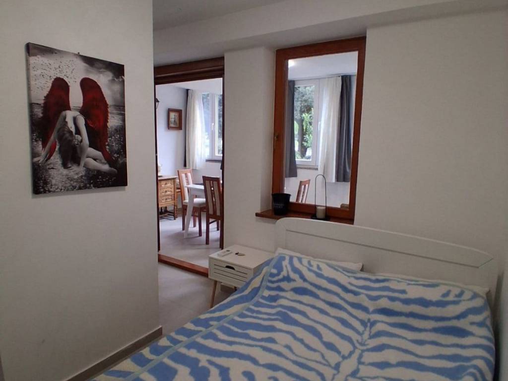 Stan u starijoj zgradi, Prodaja, Poreč, Červar-Porat