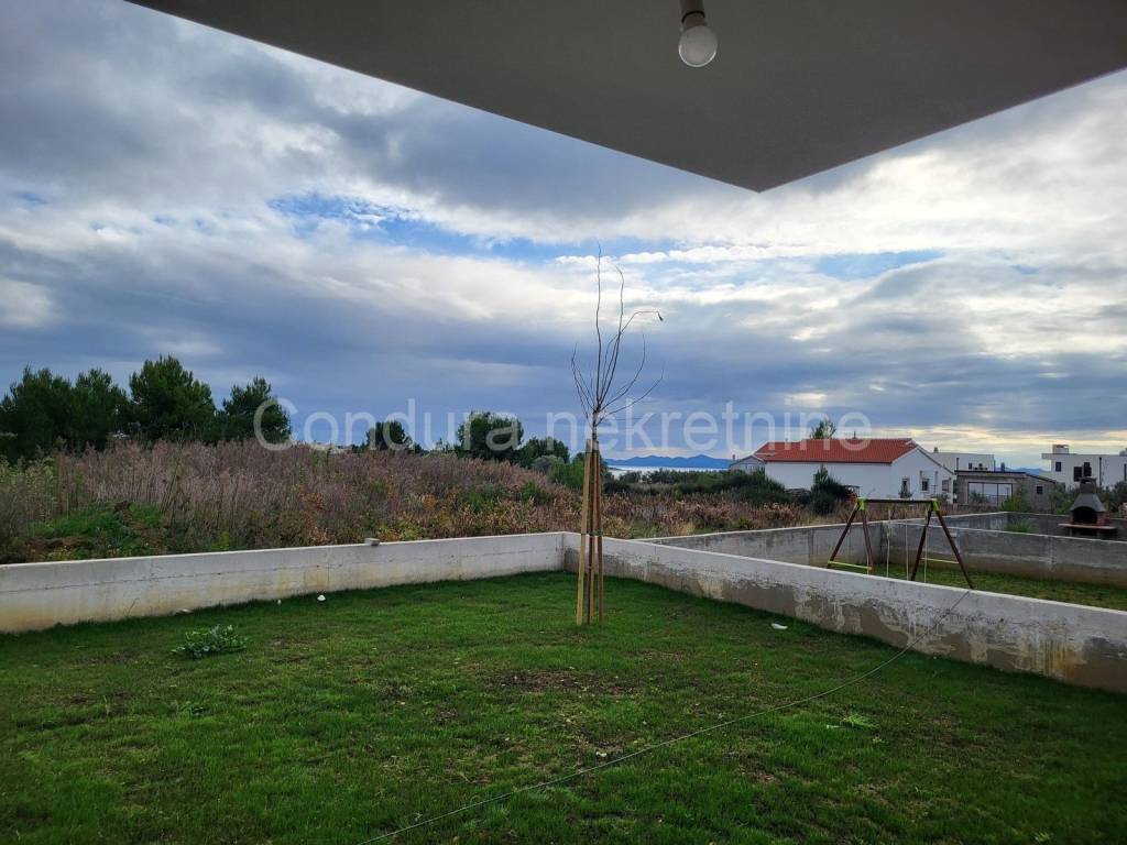 Apartman na moru, Prodaja, Privlaka, Privlaka