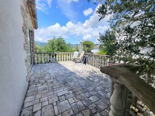 Apartmanska kuća, Prodaja, Benkovac, Donji Karin
