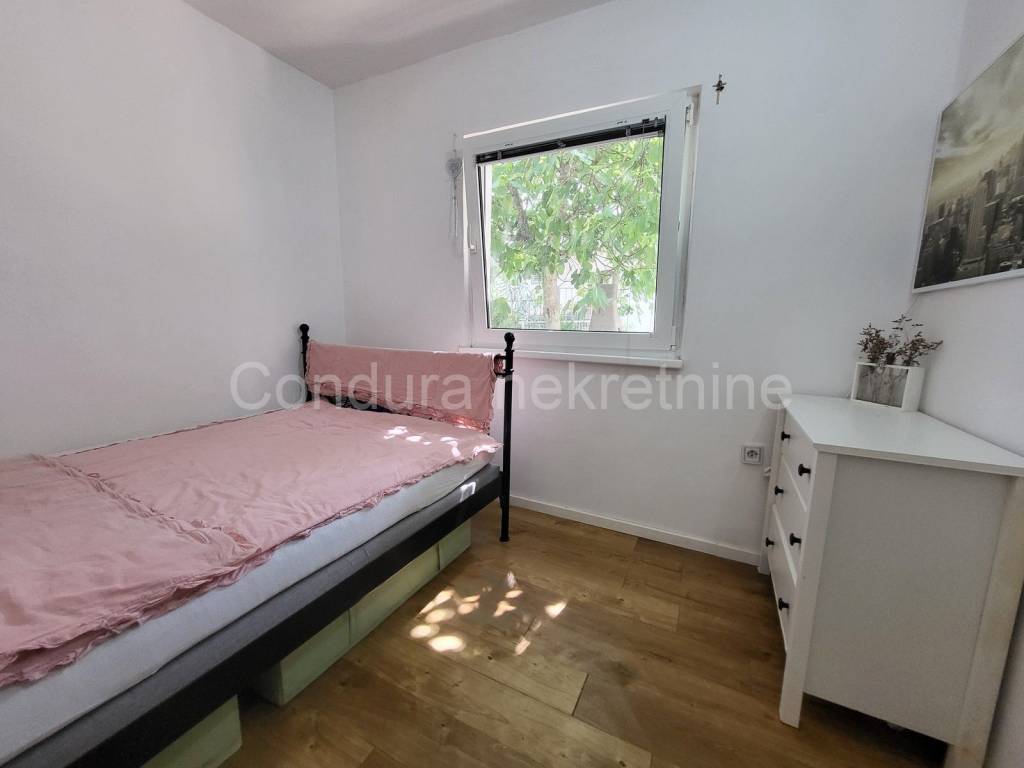 Apartmanska kuća, Prodaja, Benkovac, Donji Karin