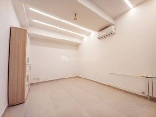 Ured, Najam, Zagreb, Maksimir