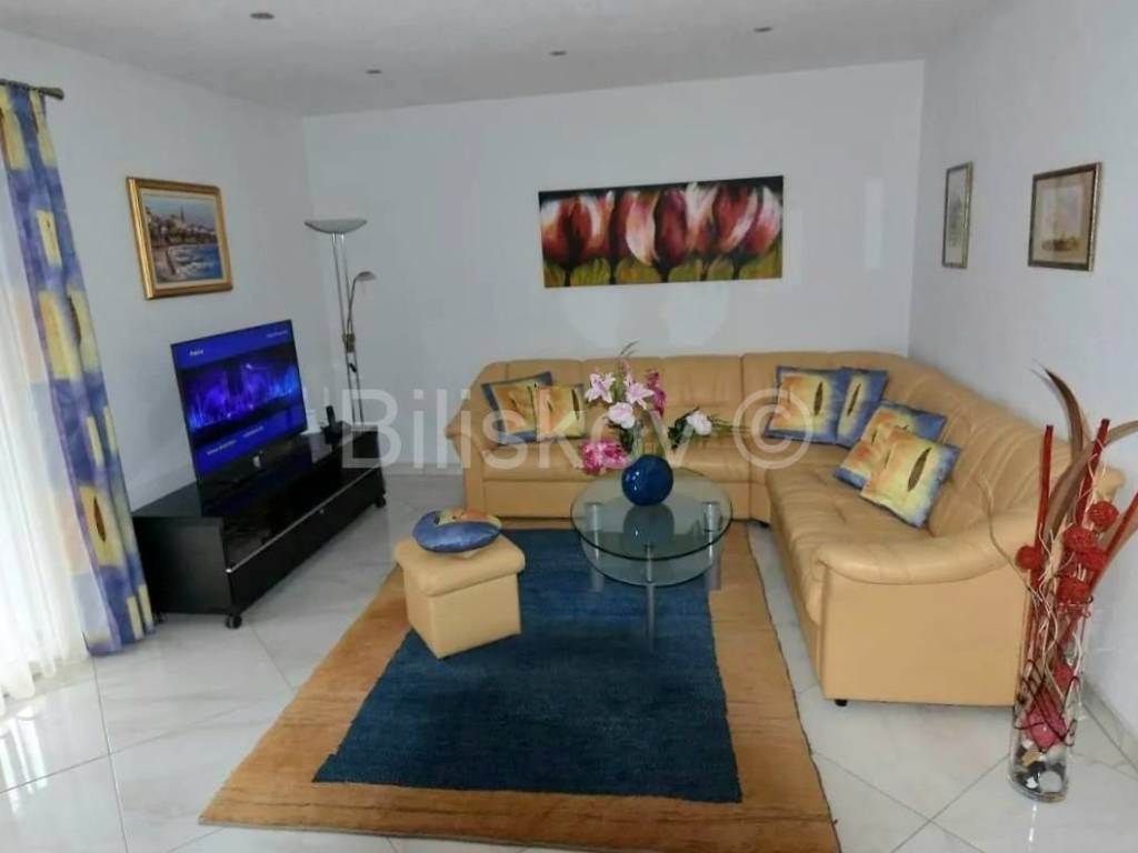 Apartmanska kuća, Prodaja, Okrug, Okrug Gornji