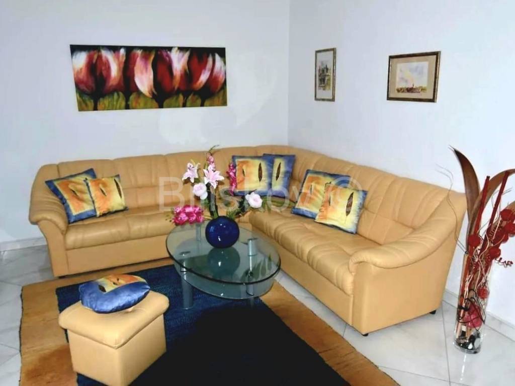 Apartmanska kuća, Prodaja, Okrug, Okrug Gornji