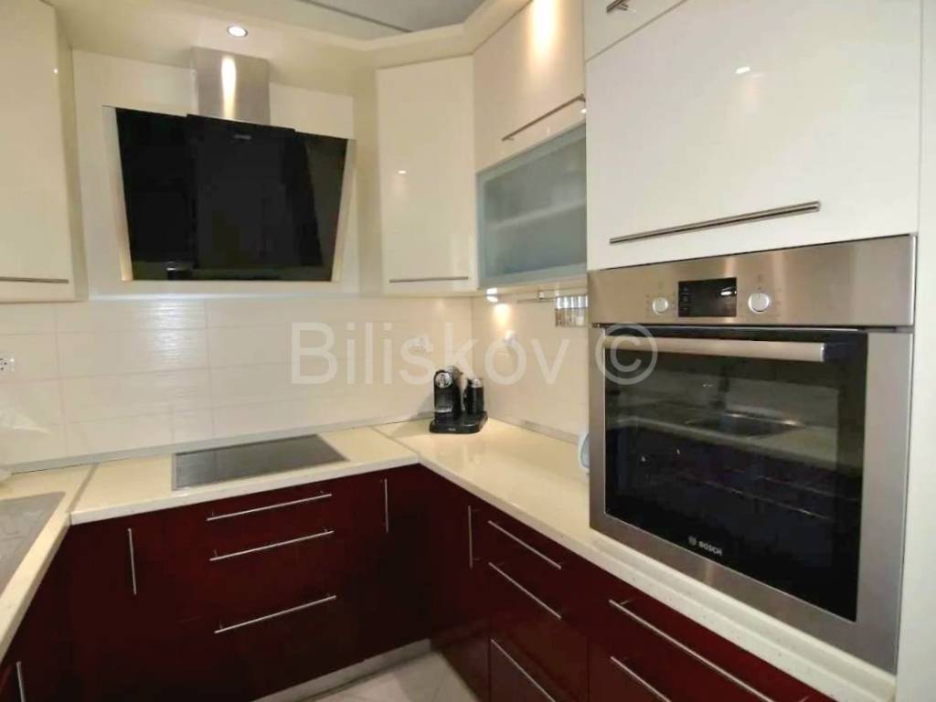 Apartmanska kuća, Prodaja, Okrug, Okrug Gornji