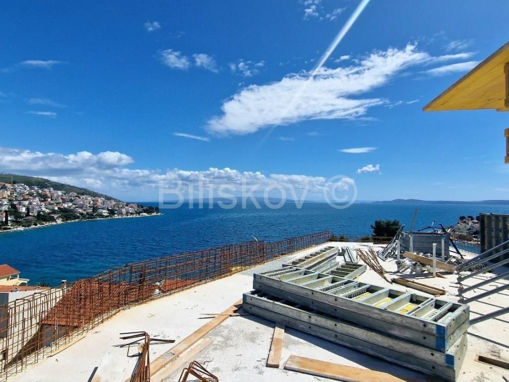 Stan u zgradi, Prodaja, Okrug, Okrug Gornji