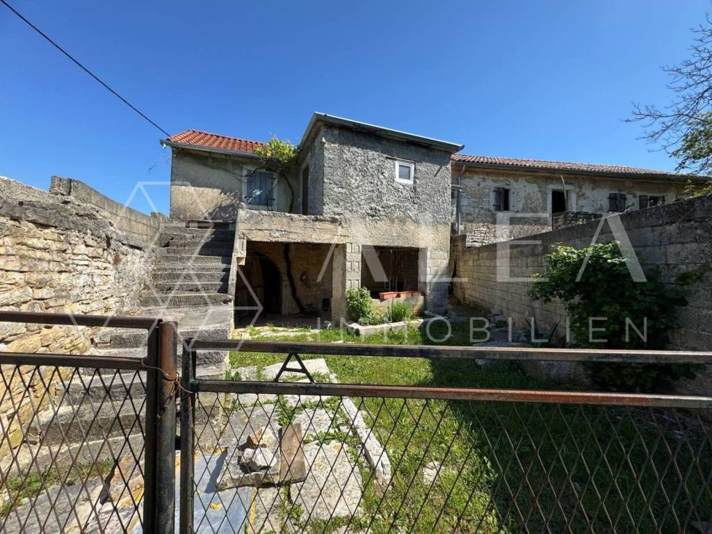 Kamena kuća, Prodaja, Pazin - Okolica, Lindar