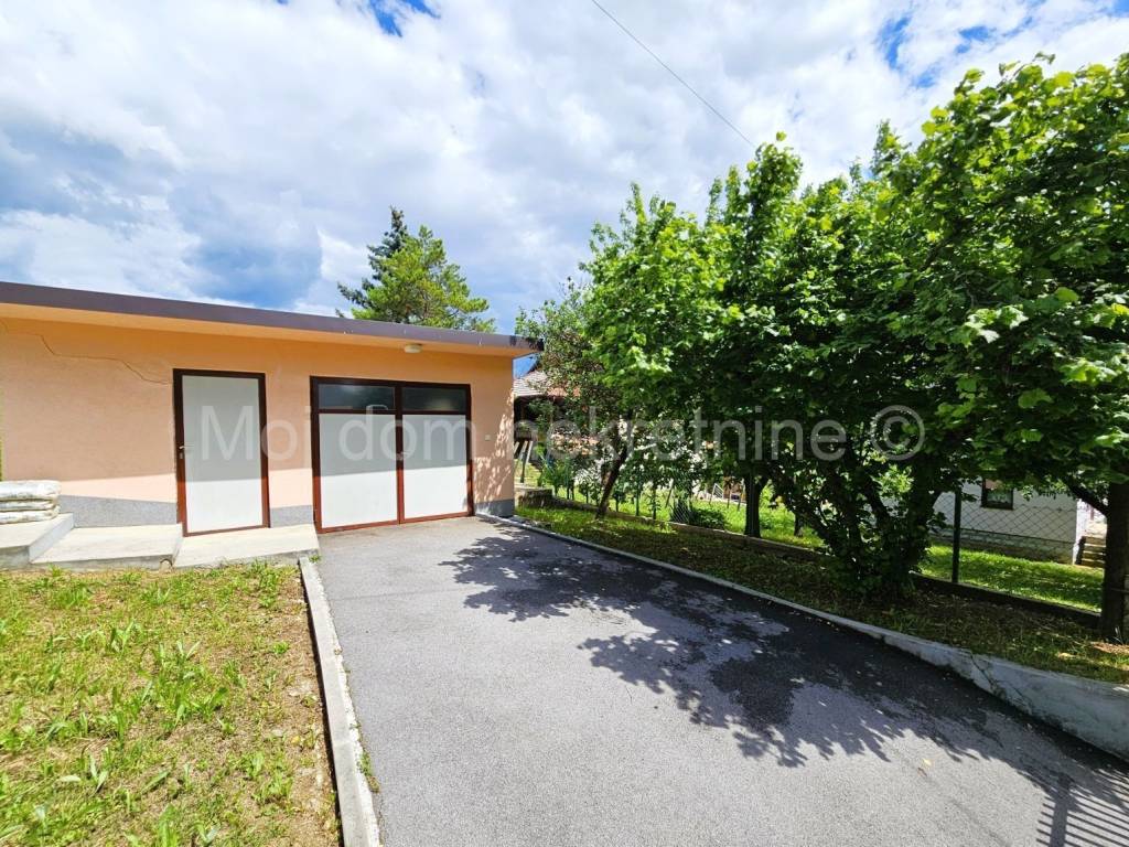 Samostojeća kuća, Prodaja, Zagreb, Sesvete