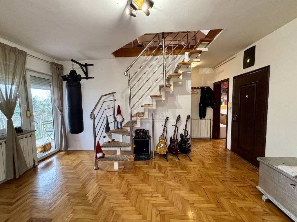 Stan u urbanoj vili, Prodaja, Zagreb, Podsused - Vrapče